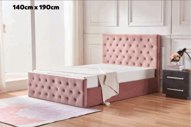 Lit coffre avec strass Victoria 140 x 190